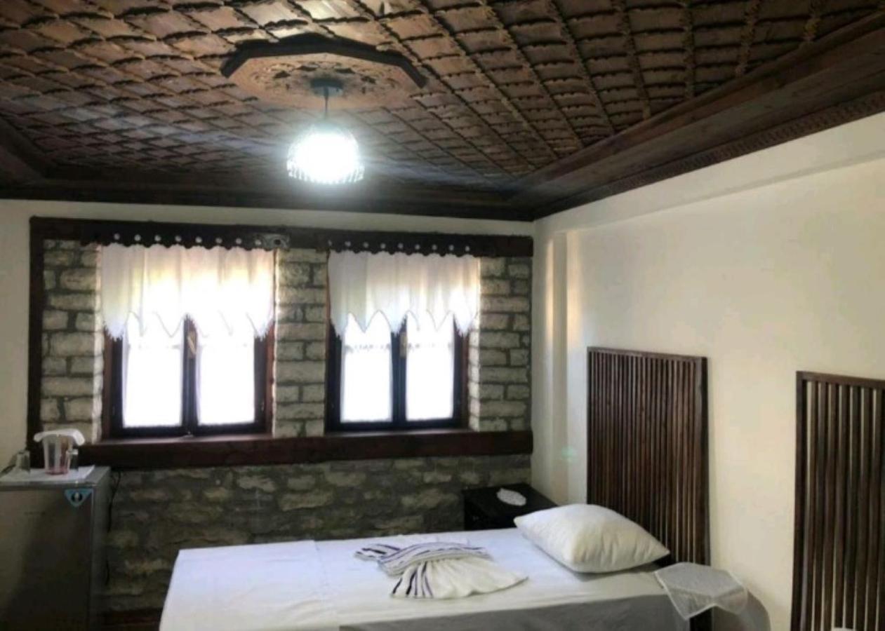 MiziriGuestHouse Gjirokastër Eksteriør billede