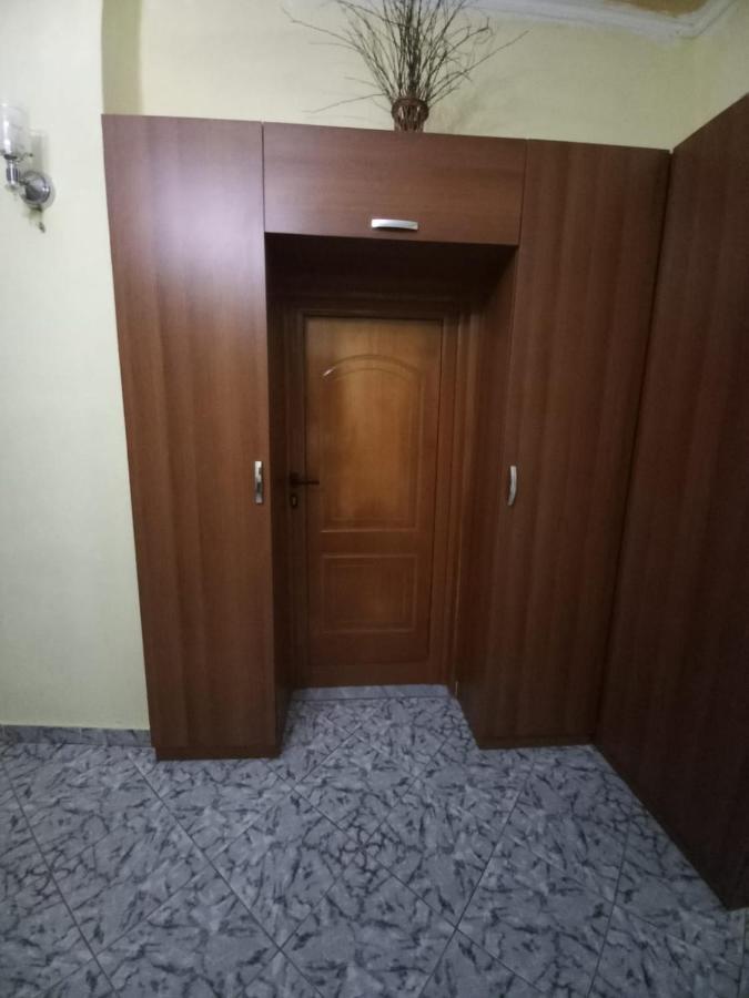 MiziriGuestHouse Gjirokastër Eksteriør billede